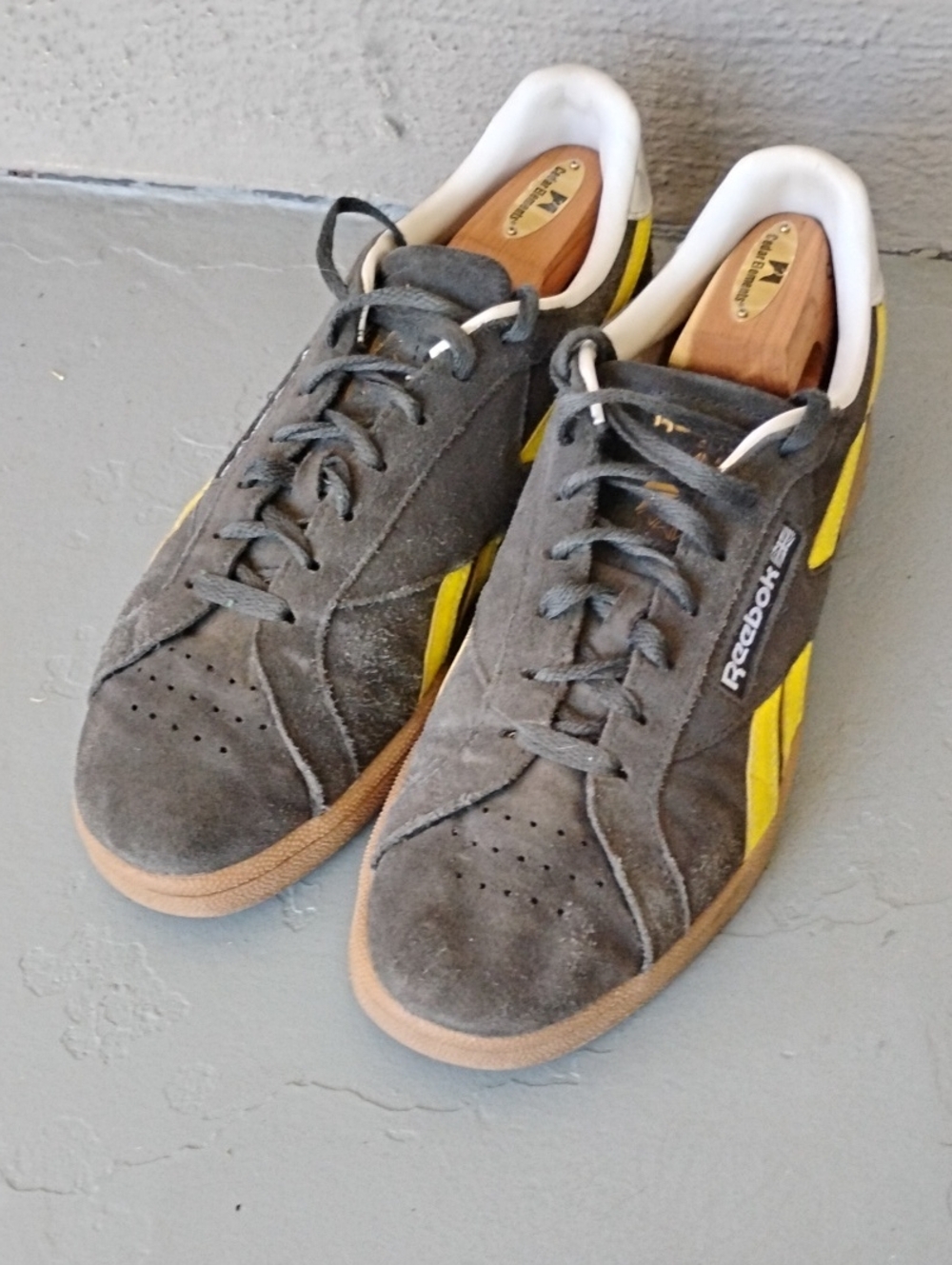 Reebok Men’s Gray Suede Sneakers with Yellow Stripes